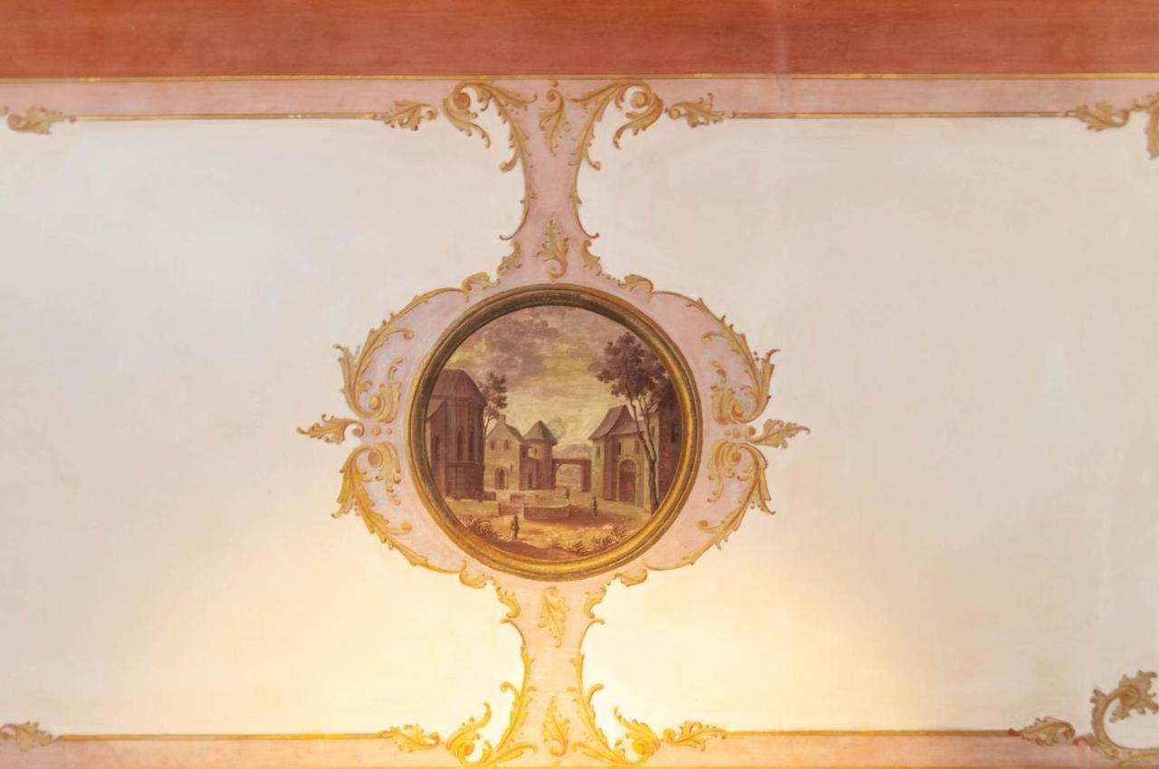 Porta Antica Apartment Bologna Eksteriør billede